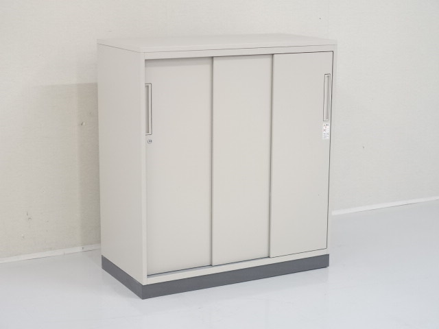 3枚引違い書庫(H6cmベース付・レールシルバー色) K-37261 商品写真:コクヨ